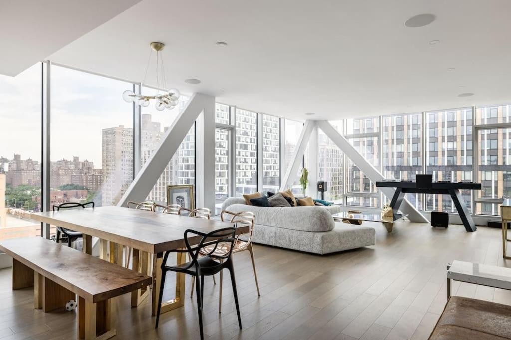Brand New Five Bedroom Penthouse Nova York